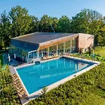 بيت للعطل Cozy With Pool Antoing