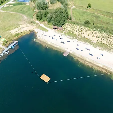 Cozy With Pool Σπίτι διακοπών