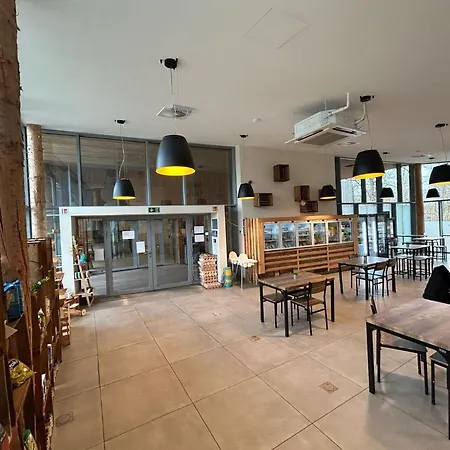 Cozy With Pool Σπίτι διακοπών