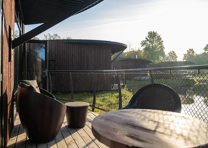 Cozy With Pool Antoing